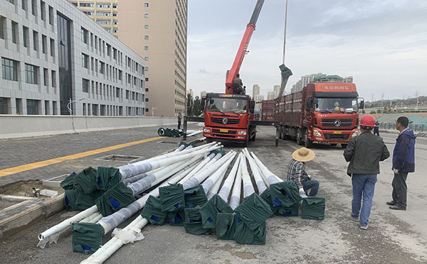 农村华亭太阳能路灯安装全解析：庭院华亭太阳能路灯施工指南